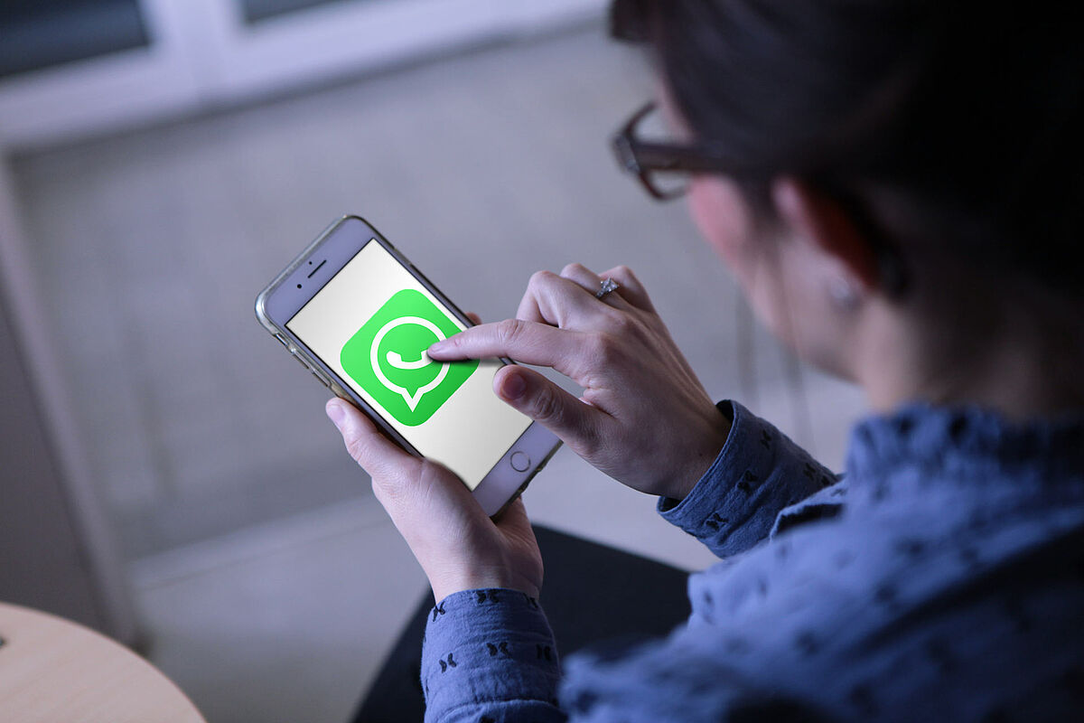 Zum WhatsApp-Kontakt